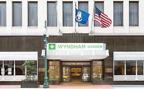 Wyndham Garden Baronne Plaza Hotel